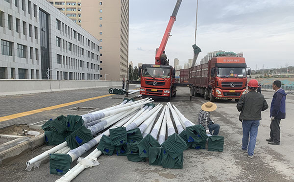 称多农村太阳能路灯安装全解析：庭院太阳能路灯施工指南